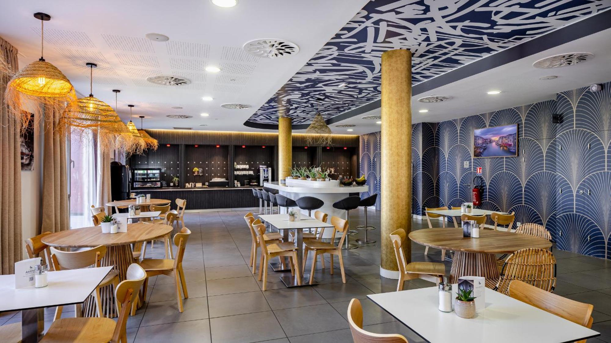 圣埃尔布兰 比欧酒店 外观 照片